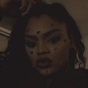 Meet your Posher, Anisah